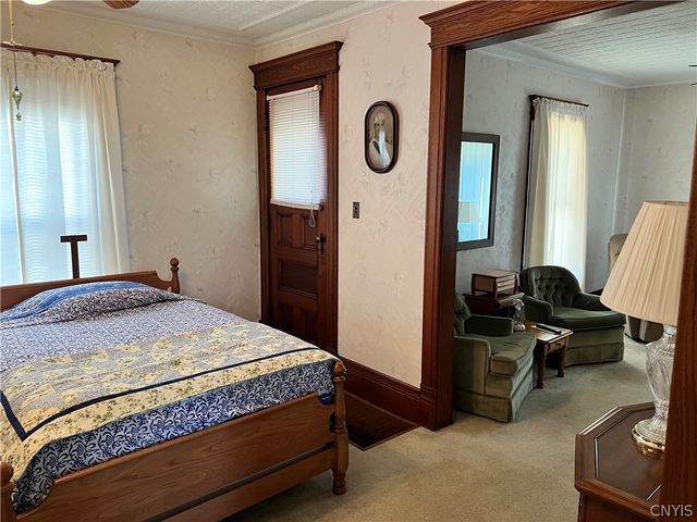 105 East Heman Street, Dewitt, NY 13057