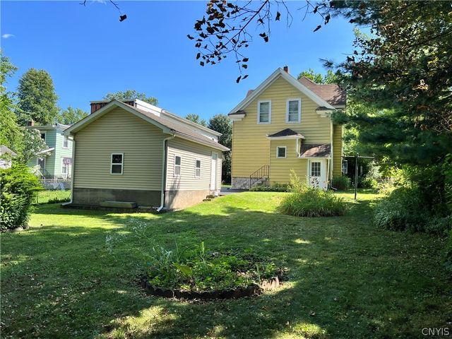 105 East Heman Street, Dewitt, NY 13057