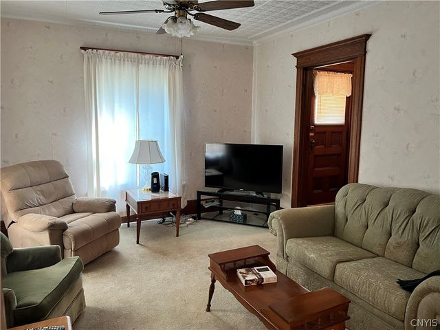 105 East Heman Street, Dewitt, NY 13057
