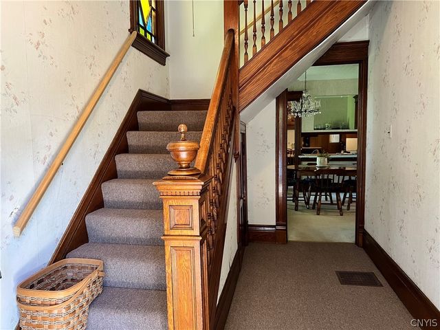 105 East Heman Street, Dewitt, NY 13057