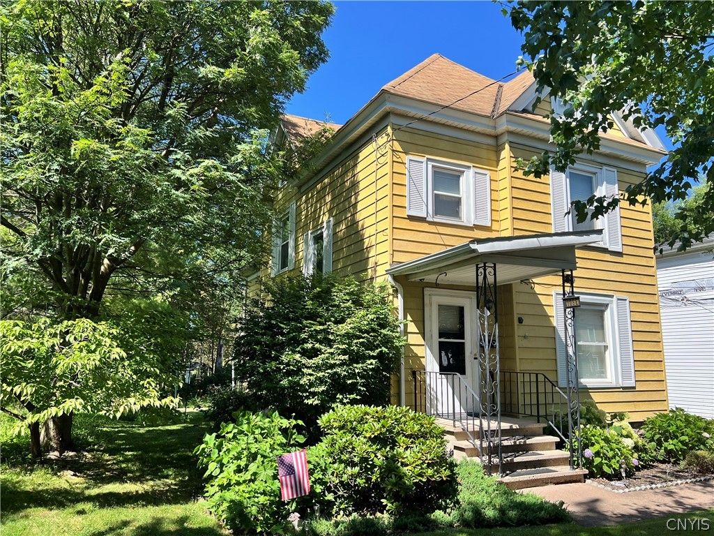 105 East Heman Street, Dewitt, NY 13057