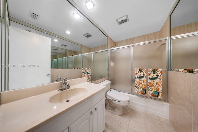 3200 NE 36th St 1216, Fort Lauderdale, FL 33308