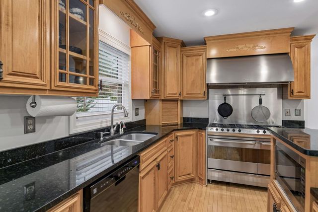 17725 Layton Path, Lakeville, MN 55044