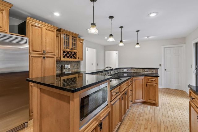 17725 Layton Path, Lakeville, MN 55044
