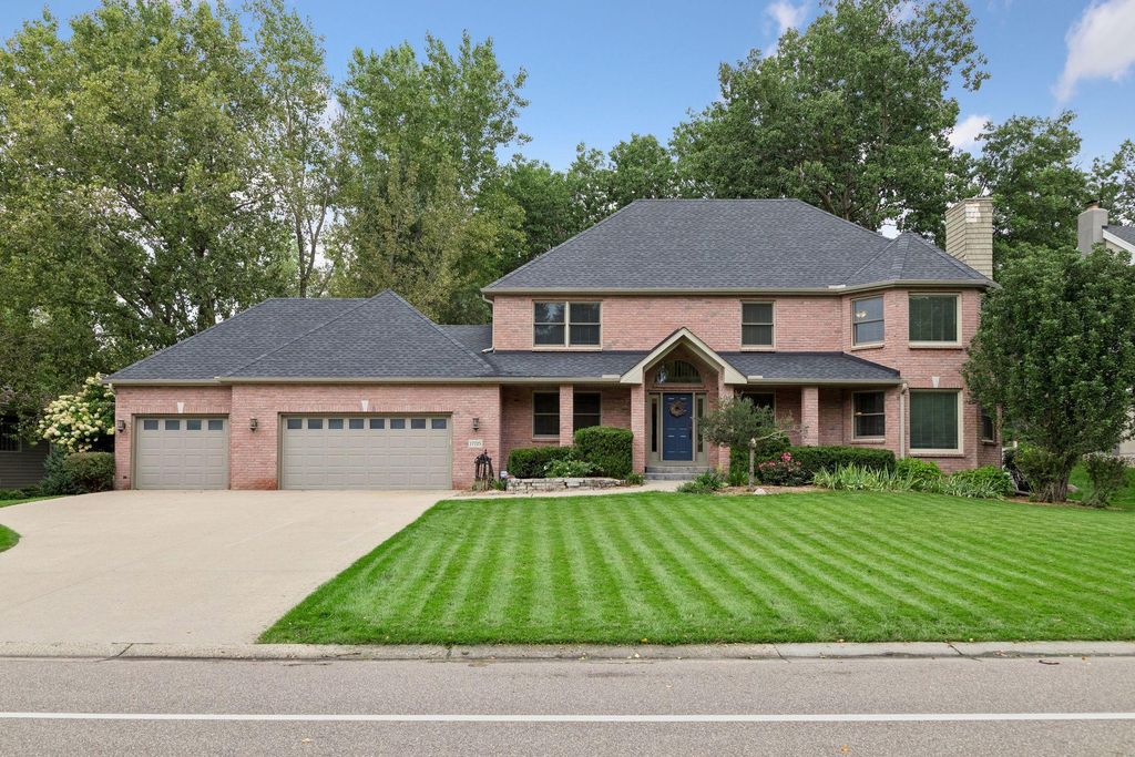17725 Layton Path, Lakeville, MN 55044 — exterior