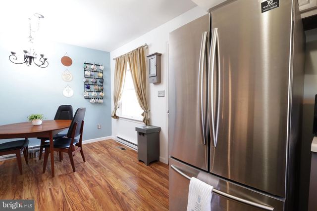 320 GHANER DR, State College, PA 16803