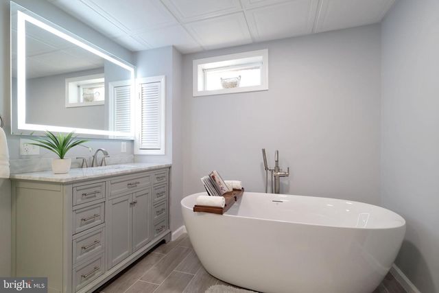 320 GHANER DR, State College, PA 16803