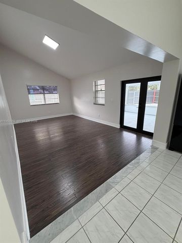 15275 SW 56th Ter 0, Miami, FL 33193