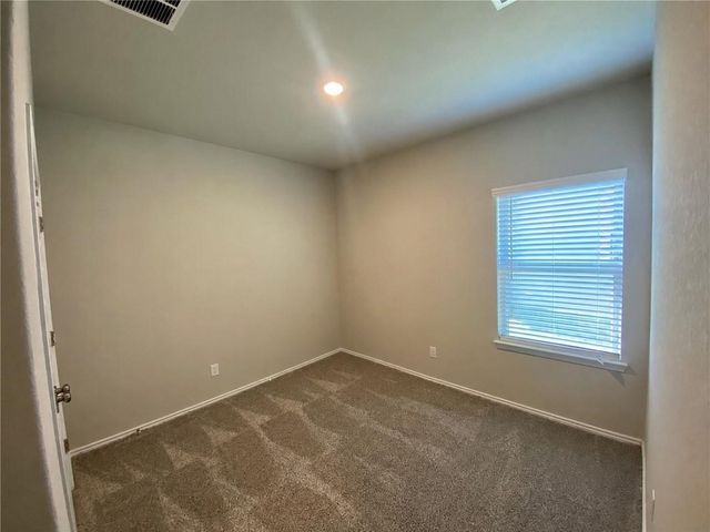2445 Ayers DR, Seguin, TX 78155
