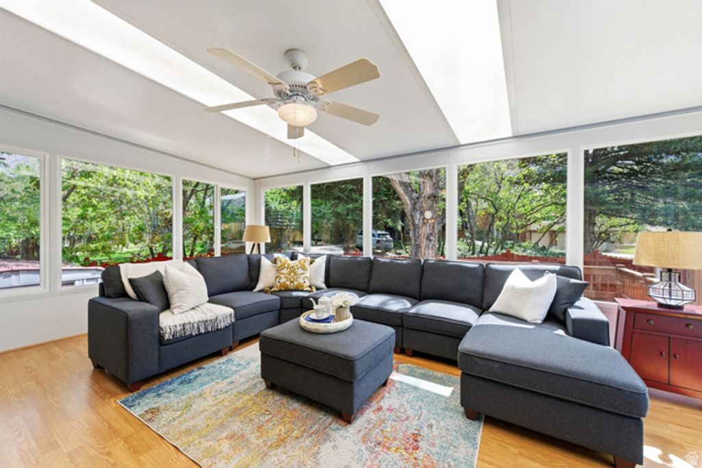 Image 19 of property listing at 7713 S BRIGHTON WAY, Cottonwood Heights, UT 84121