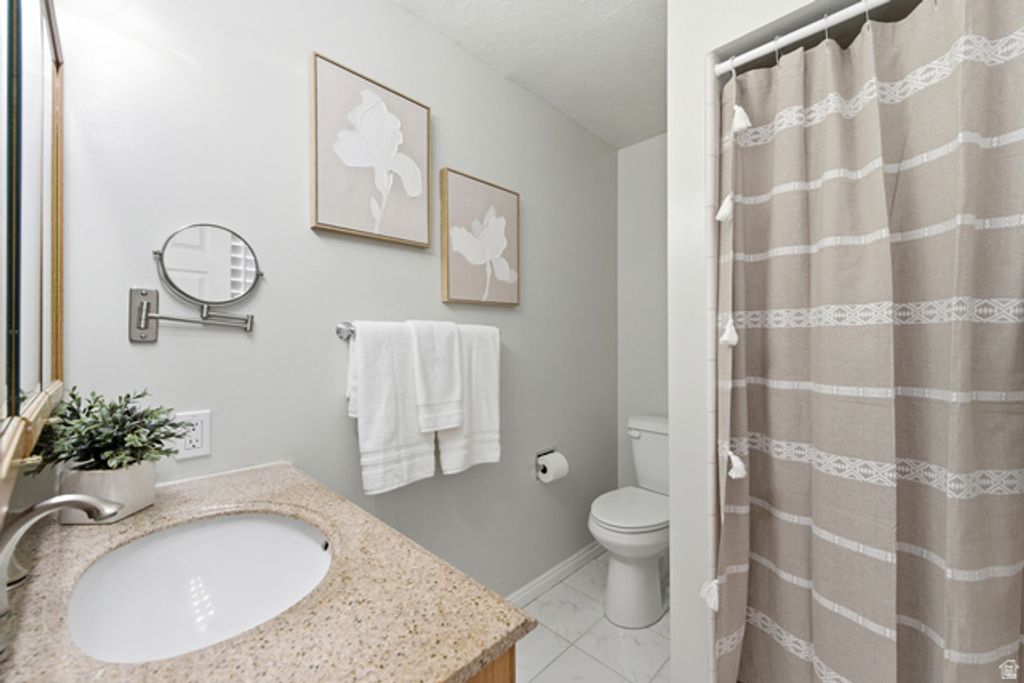 Image 24 of property listing at 7713 S BRIGHTON WAY, Cottonwood Heights, UT 84121