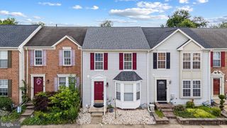 8 PRINTZ DR, Bear, DE 19701