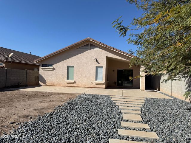 6723 W BEVERLY Road, Laveen, AZ 85339