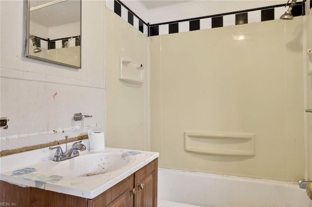 109 St James AVE, Suffolk, VA 23434