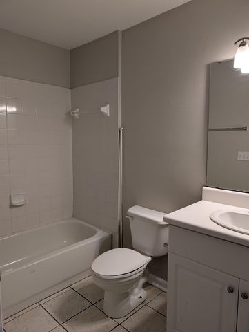 4262 Augustus Oak Court, Tallahassee, FL 32303