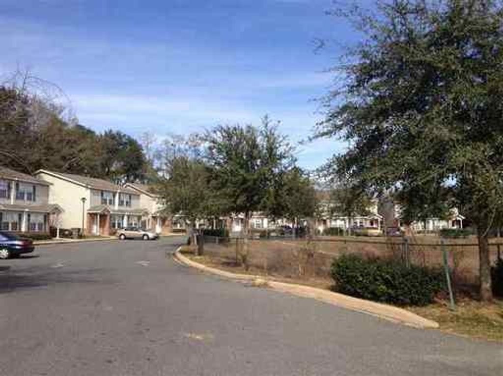 4262 Augustus Oak Court, Tallahassee, FL 32303