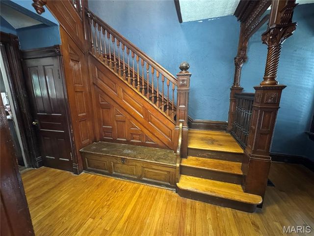 4121 S Compton Avenue, St Louis, MO 63118