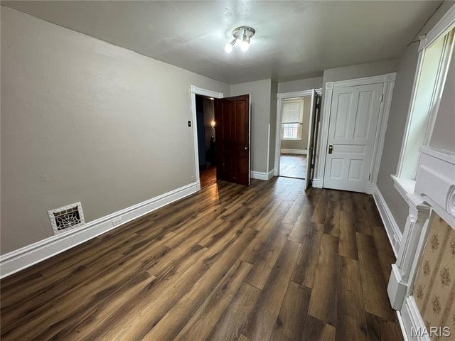 4121 S Compton Avenue, St Louis, MO 63118