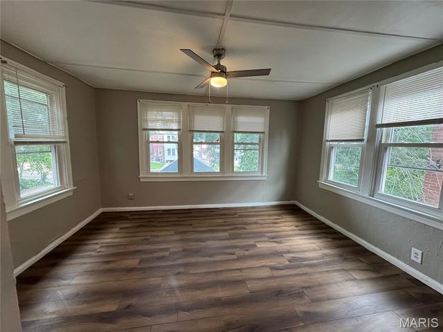 4121 S Compton Avenue, St Louis, MO 63118