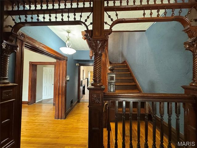 4121 S Compton Avenue, St Louis, MO 63118