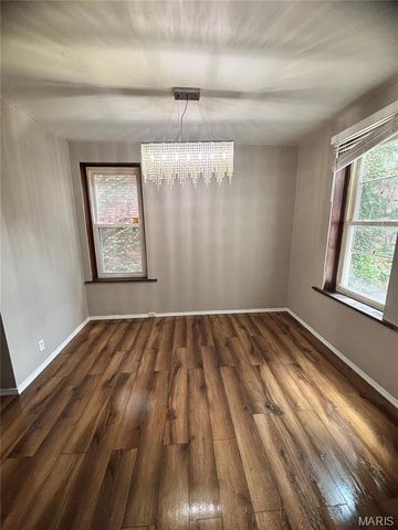 4121 S Compton Avenue, St Louis, MO 63118