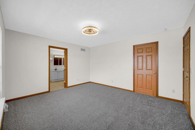 17975 Lincoln Lane, Lowell, IN 46356