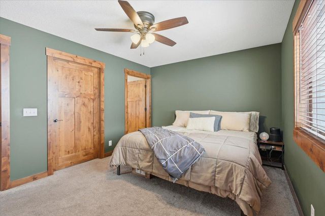 870 Brentwood Circle, River Falls, WI 54022