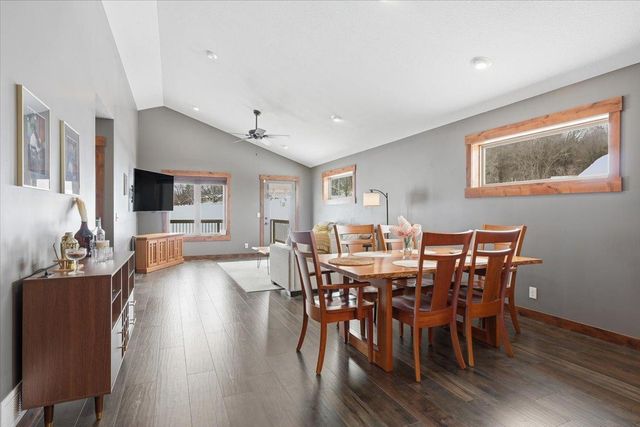 870 Brentwood Circle, River Falls, WI 54022