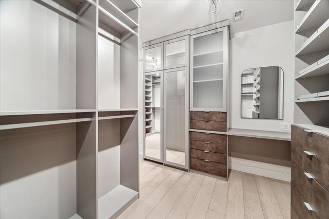 2047 Westcreek Lane 505, Houston, TX 77027