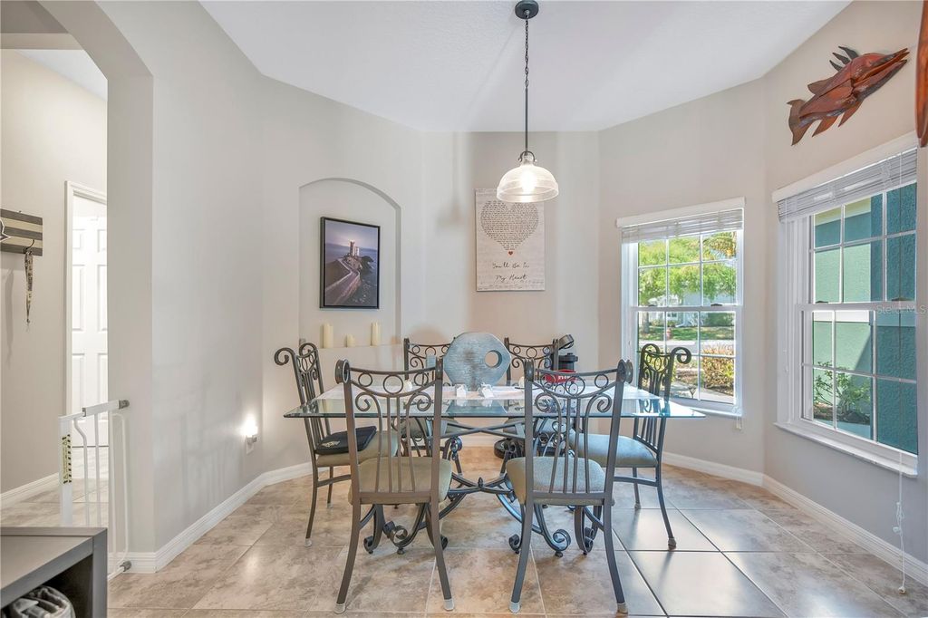 Image 11 of property listing at 506 CANYON STONE CIRCLE, Lake Mary, FL 32746