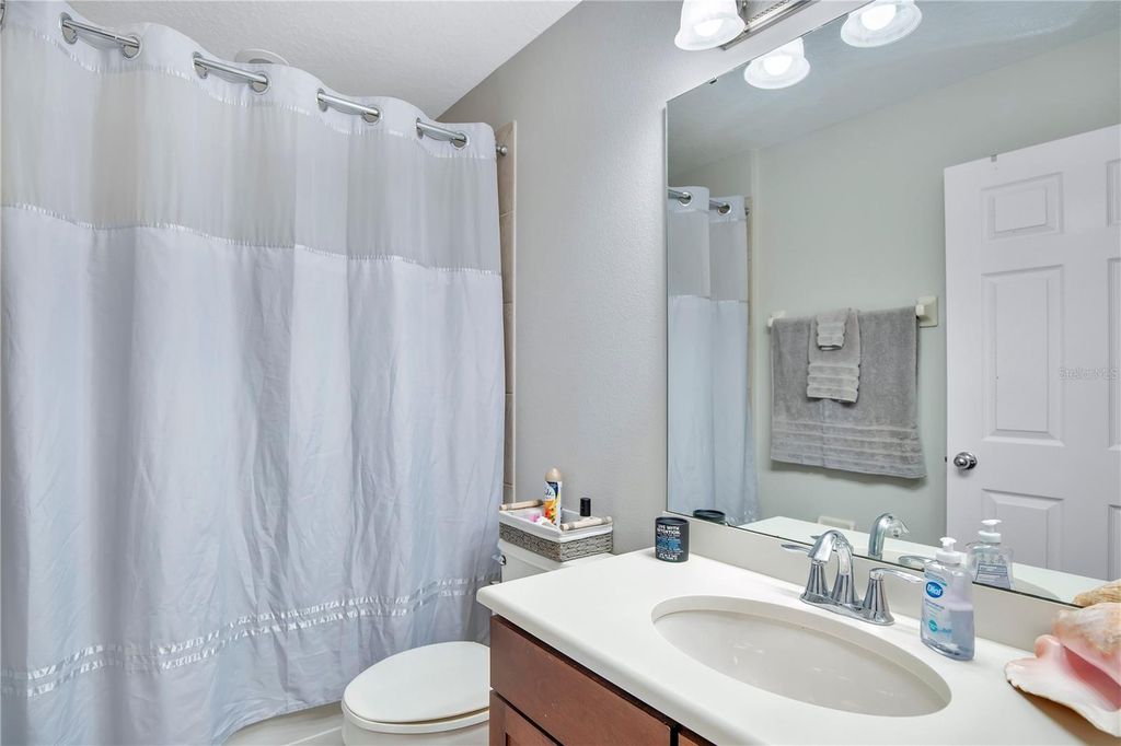 Image 20 of property listing at 506 CANYON STONE CIRCLE, Lake Mary, FL 32746