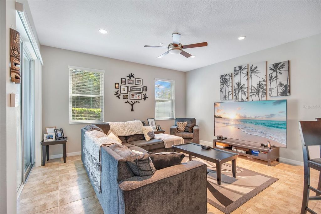 Image 3 of property listing at 506 CANYON STONE CIRCLE, Lake Mary, FL 32746