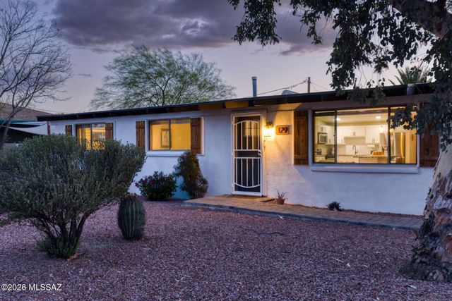 129 N Columbus Boulevard, Tucson, AZ 85711