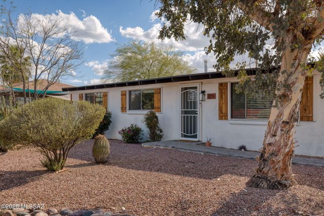 129 N Columbus Boulevard, Tucson, AZ 85711