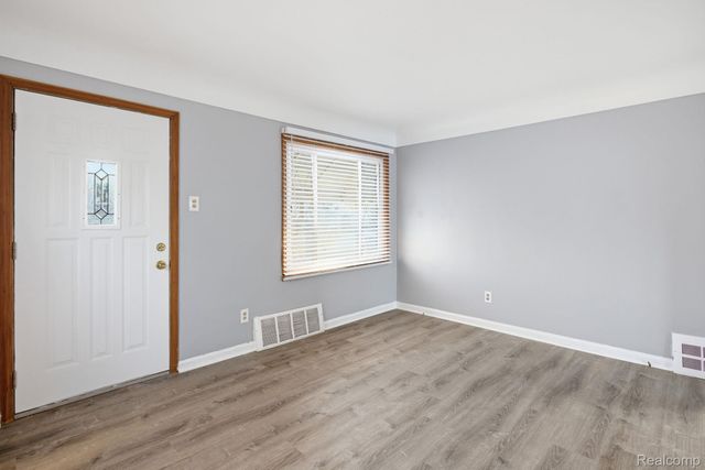 13116 Jobin Street, Southgate, MI 48195