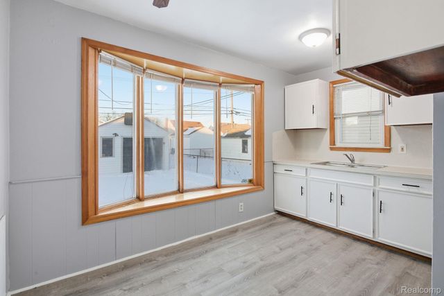 13116 Jobin Street, Southgate, MI 48195