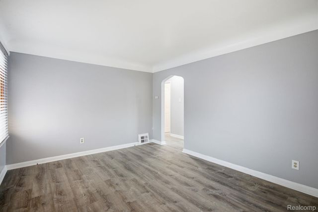 13116 Jobin Street, Southgate, MI 48195