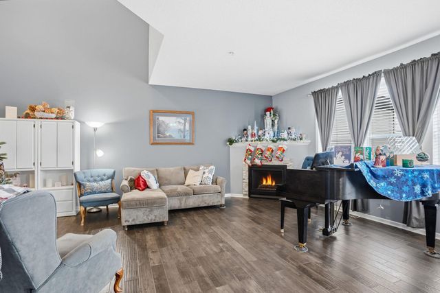 1315 Lylewood Parkway, Carver, MN 55315