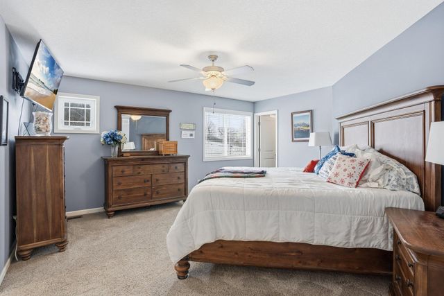 1315 Lylewood Parkway, Carver, MN 55315