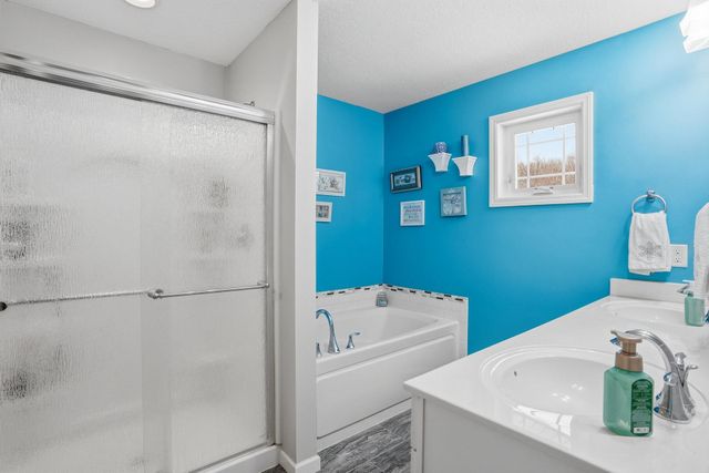 1315 Lylewood Parkway, Carver, MN 55315