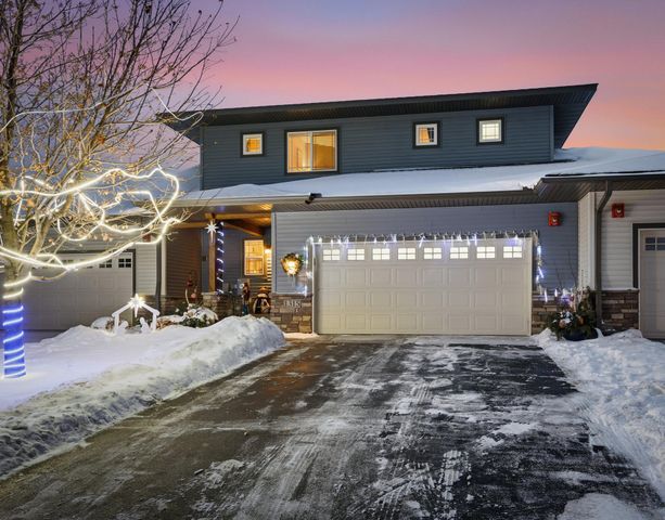 1315 Lylewood Parkway, Carver, MN 55315