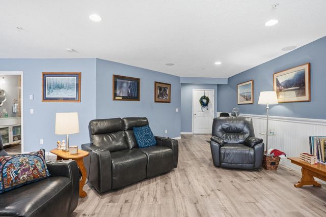 1315 Lylewood Parkway, Carver, MN 55315