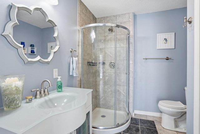 1315 Lylewood Parkway, Carver, MN 55315