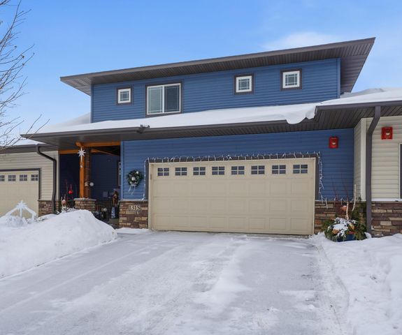 1315 Lylewood Parkway, Carver, MN 55315