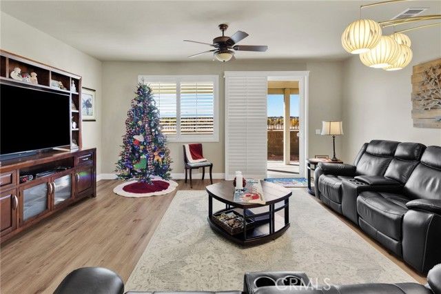 10332 Darby, Apple Valley, CA 92308