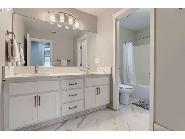 16603 Sw 134TH Ter, Portland, OR 97224