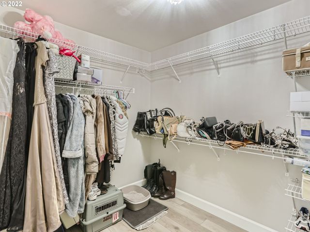 16603 Sw 134TH Ter, Portland, OR 97224