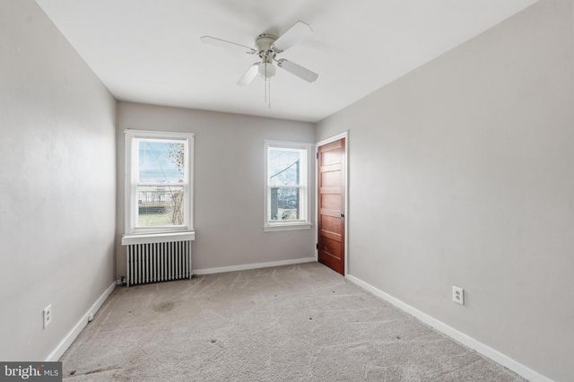 210 3RD, Riverside, NJ 08075