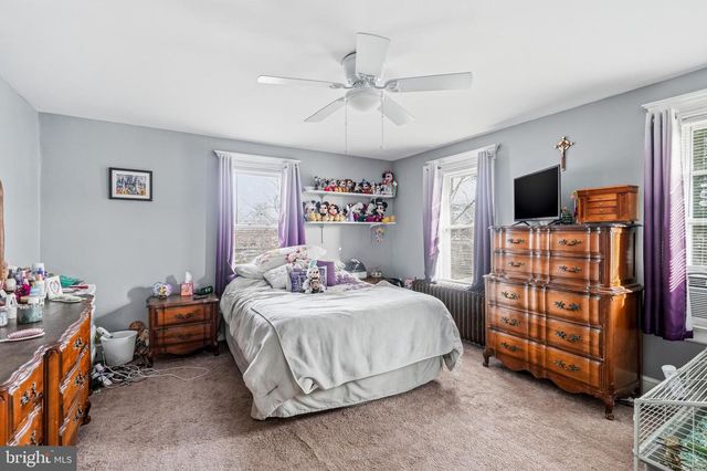 210 3RD, Riverside, NJ 08075