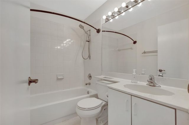 12121 NW 34th St, Sunrise, FL 33323
